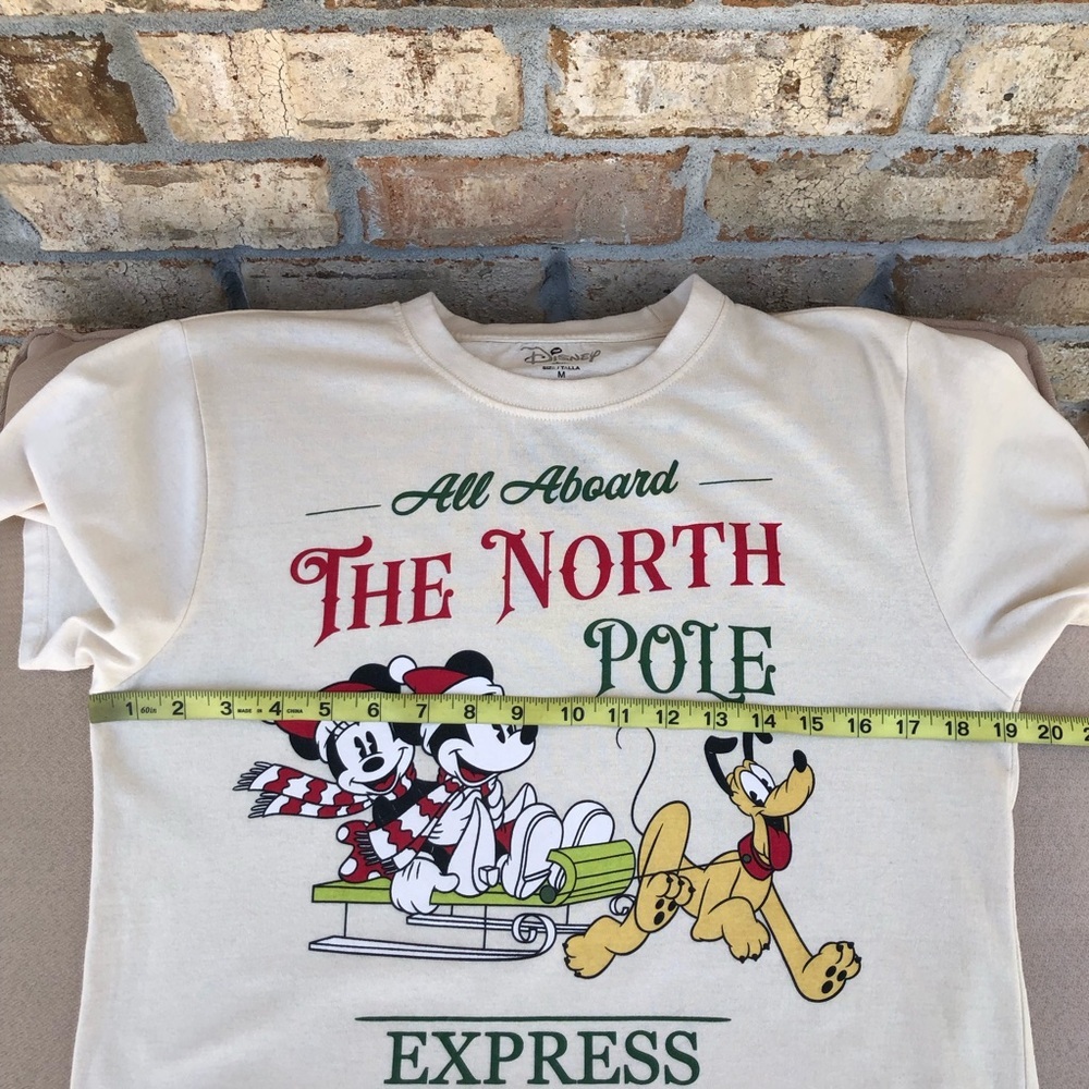 Disney All Aboard The North Pole Express Holidays Light Cream T-shirt Unisex M - Picture 8 of 9